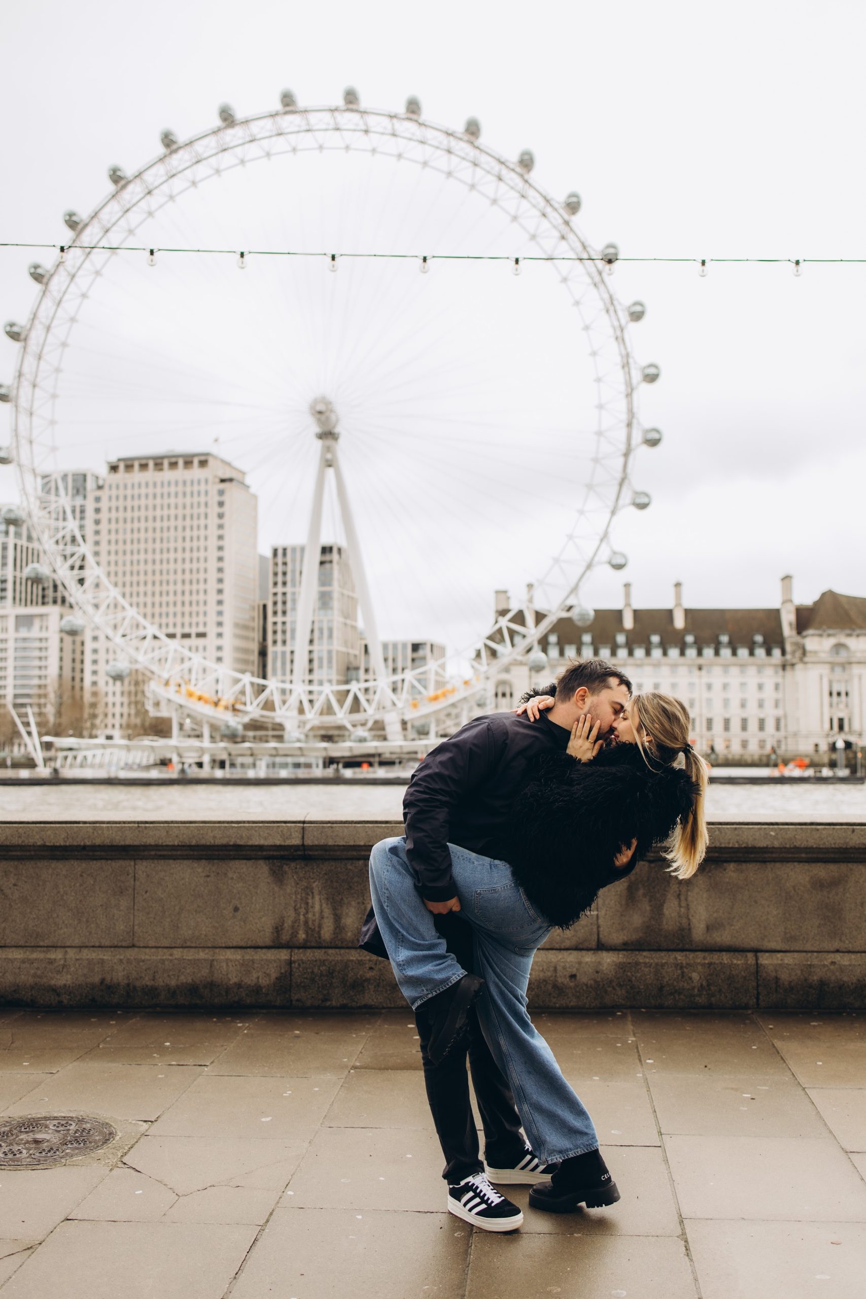 Couple photoshoot in London