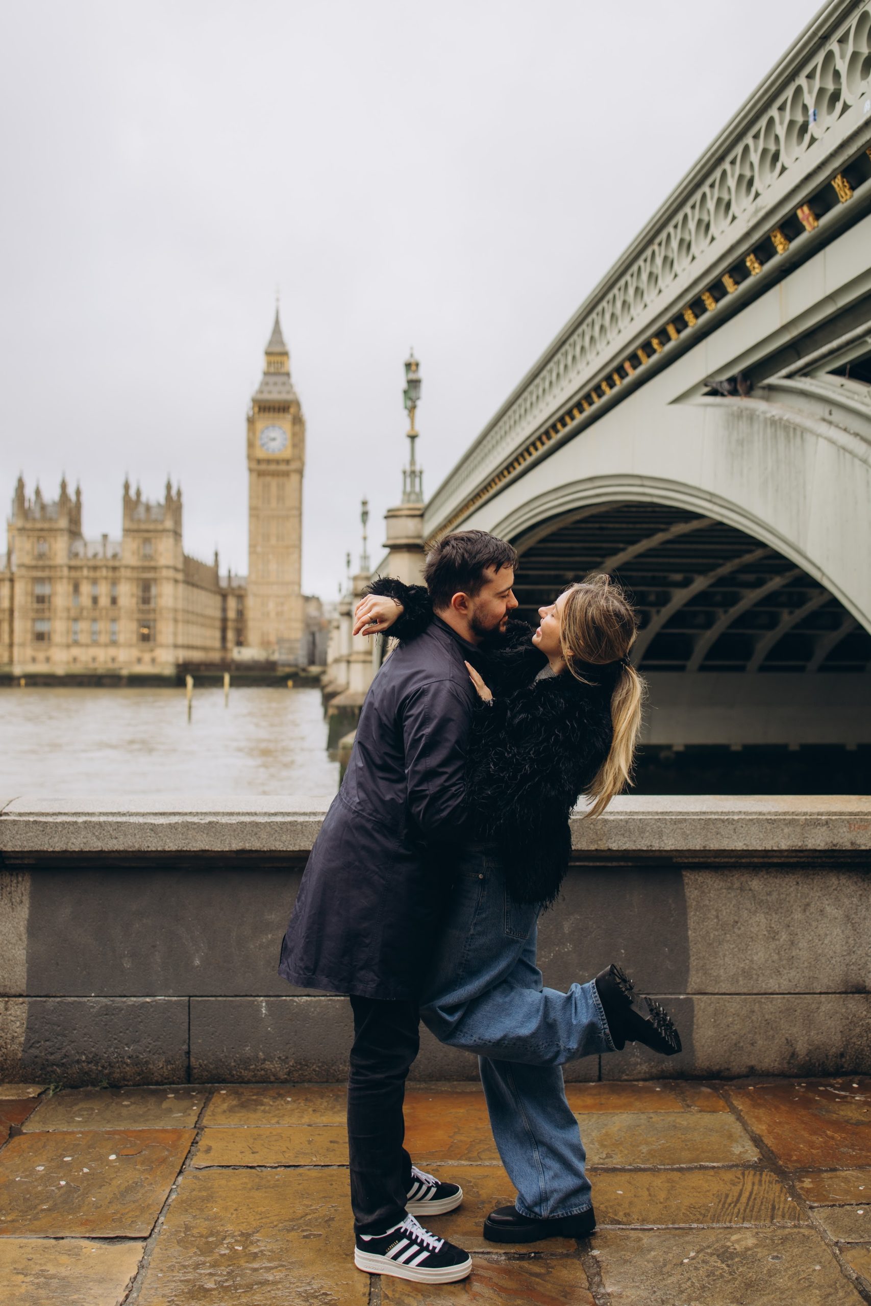 Couple photoshoot in London