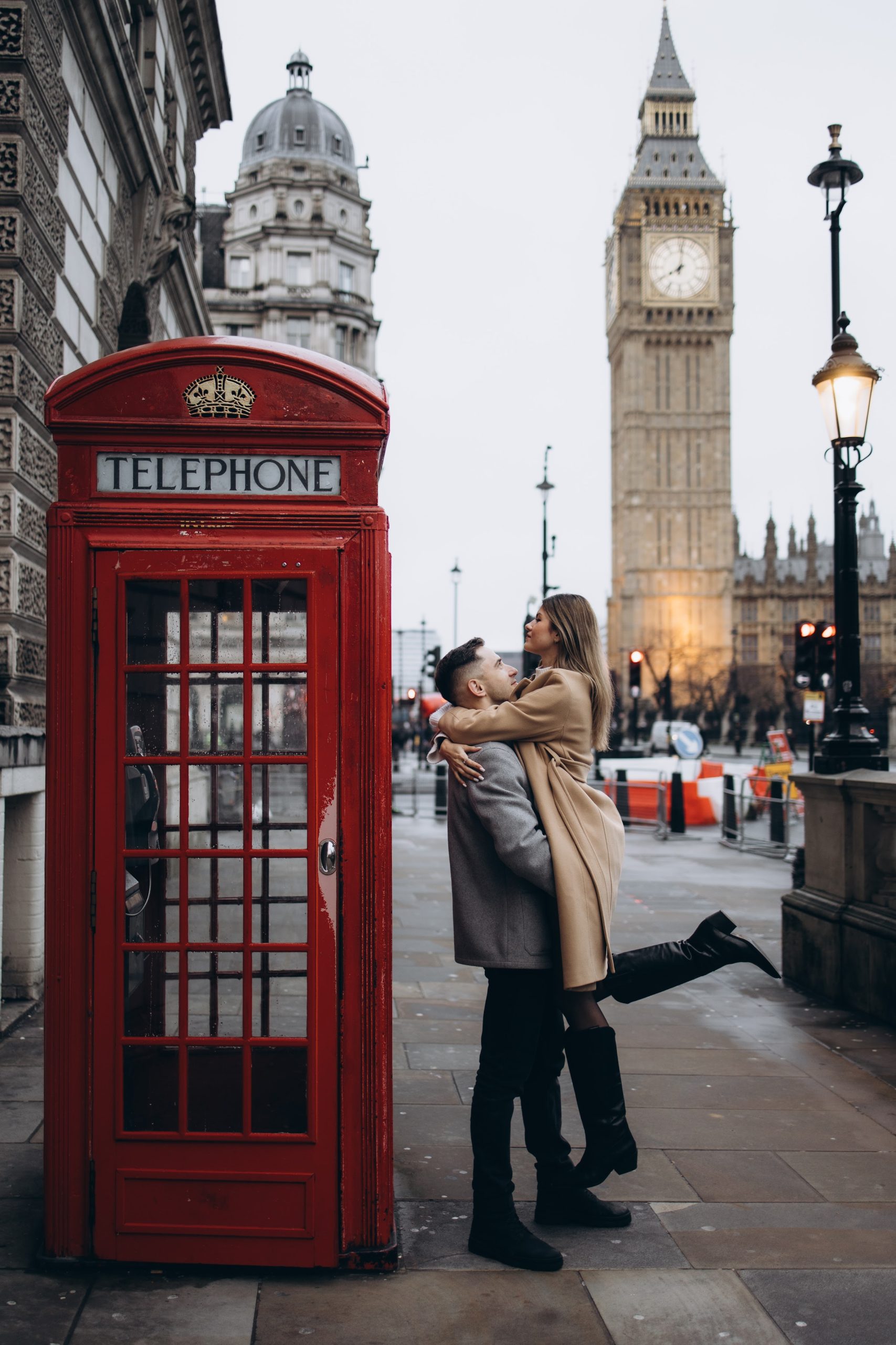 Couple photoshoot in London